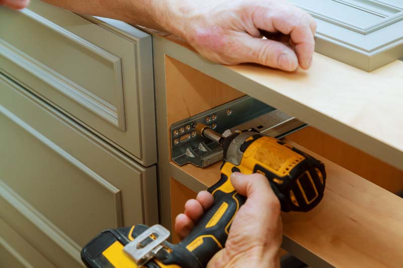 Local Handyman Services: Choosing the Right One for You